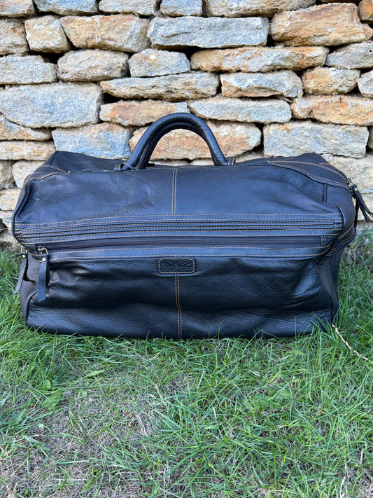 Dalton's Grained Leather Weekender Bag