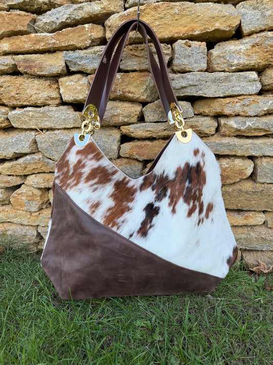 The Warwick Cowhide Tote (Midi)