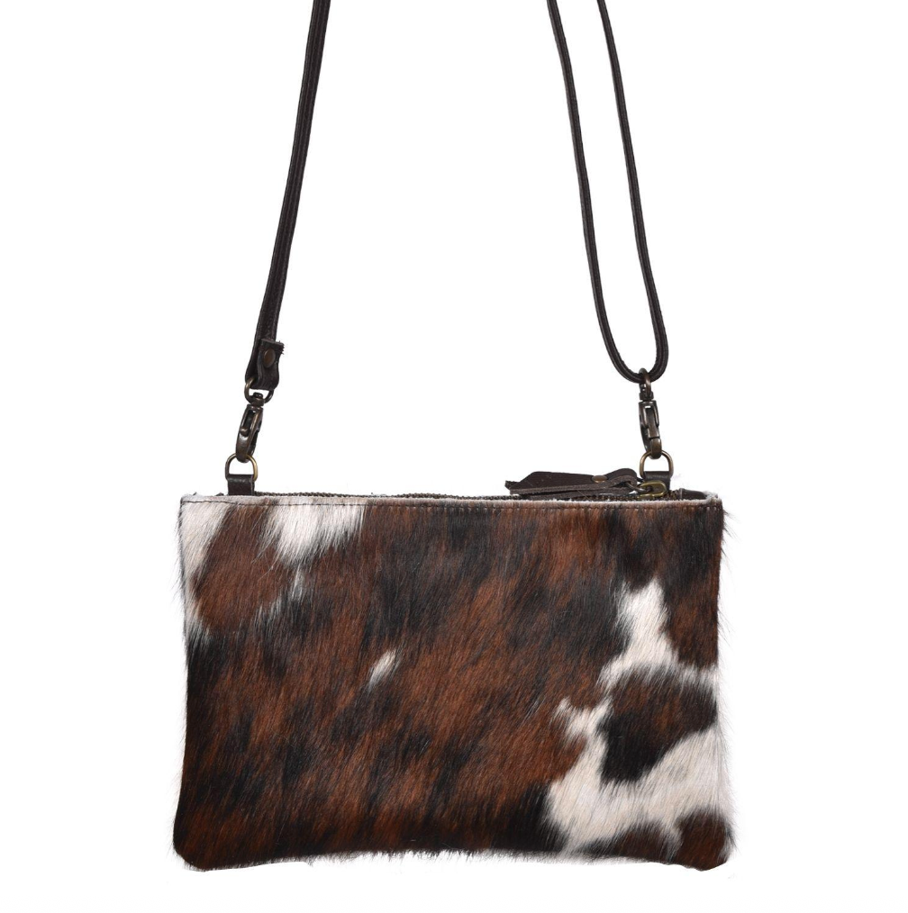 Picture shows the strap and closure not the colour of the hide